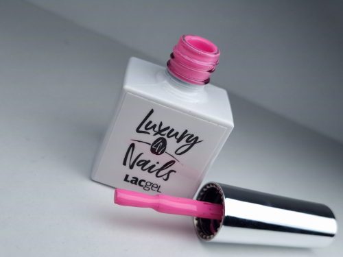 Luxury Nails - LacGel  013