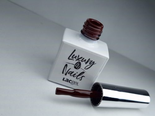 Luxury Nails - LacGel  018