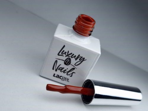 Luxury Nails - LacGel  020