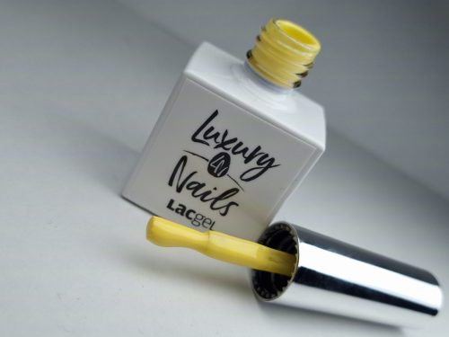 Luxury Nails - LacGel  046