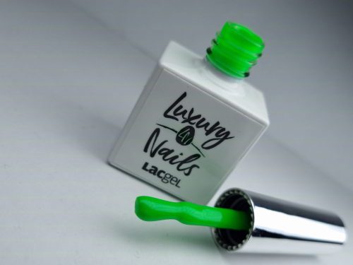 Luxury Nails - LacGel  052