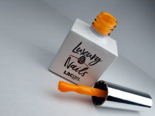 Luxury Nails - LacGel  053