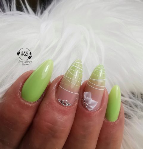 Luxury Nails - LacGel  106