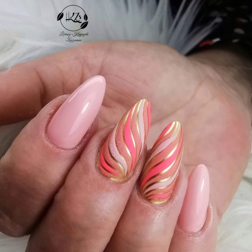 Luxury Nails - LacGel  111