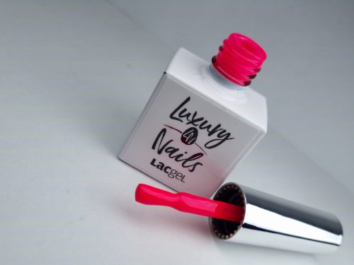 Luxury Nails - LacGel  116