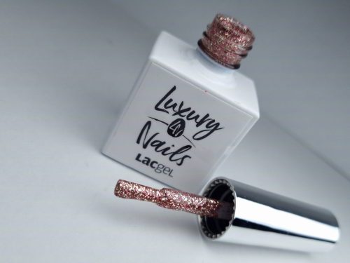 Luxury Nails - LacGel  120