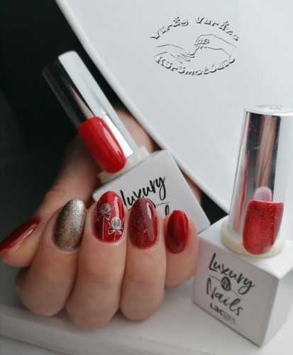 Luxury Nails - LacGel  137