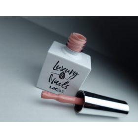Luxury Nails - LacGel  179