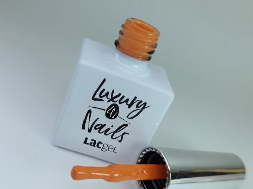 Luxury Nails - LacGel  194