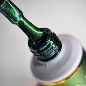 Nailvana - Cat eye gél lakk - 004 8ml